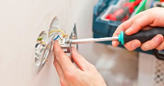 Электромонтажные работы Севастополь цена 471 руб Электрика под ключ